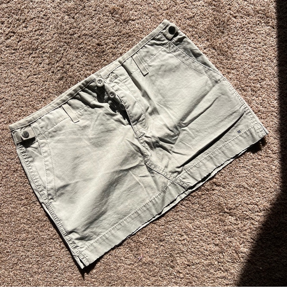American Eagle Outfitters Khaki Skirt